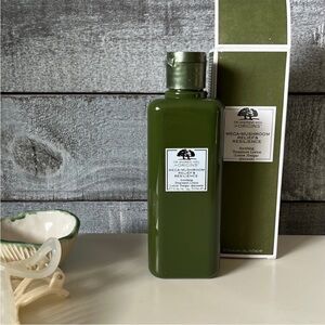 NIB Origins Mega-Mushroom Relief & Resilience soothing treatment lotion